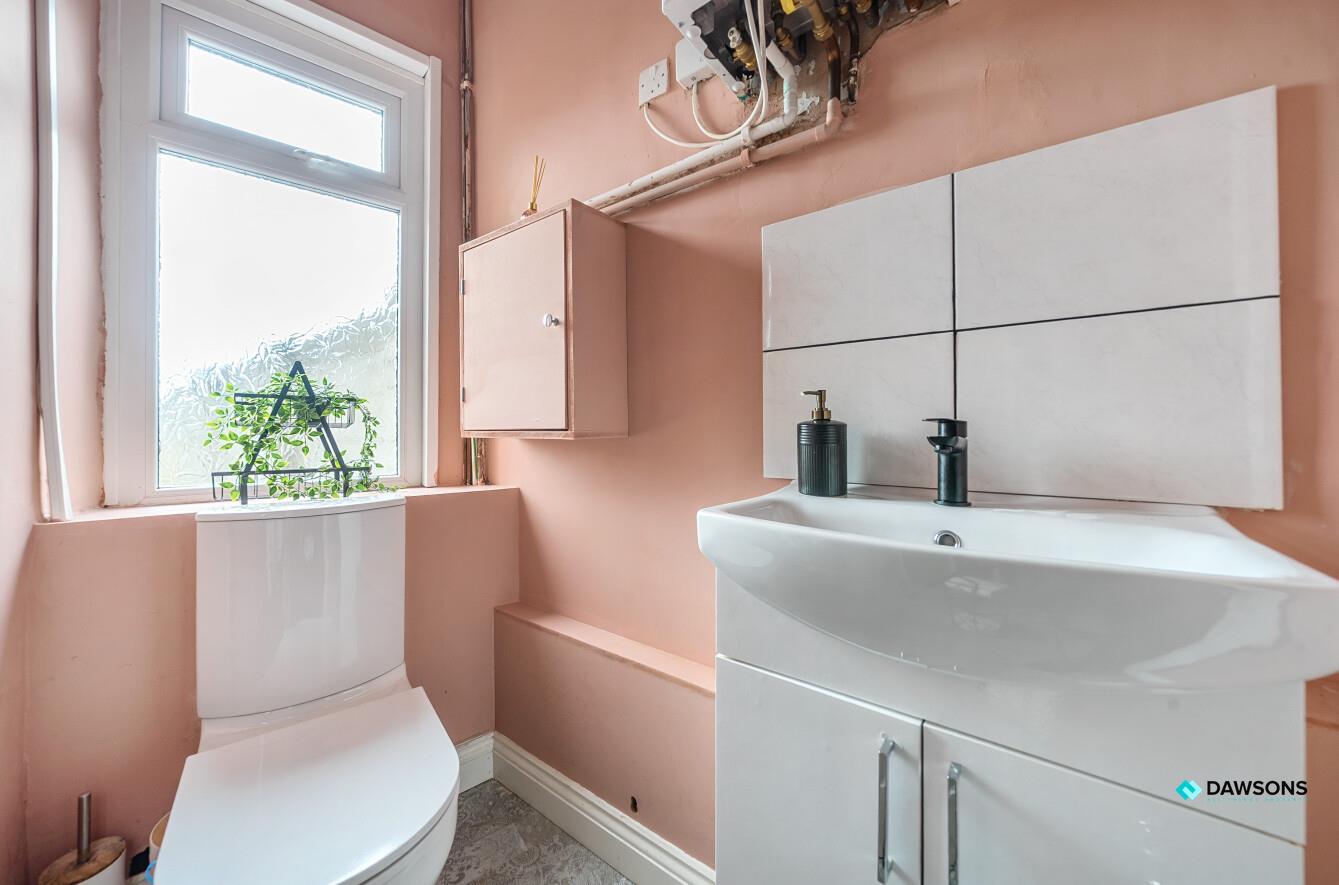 Als Street, Llanelli, SA15 1SN